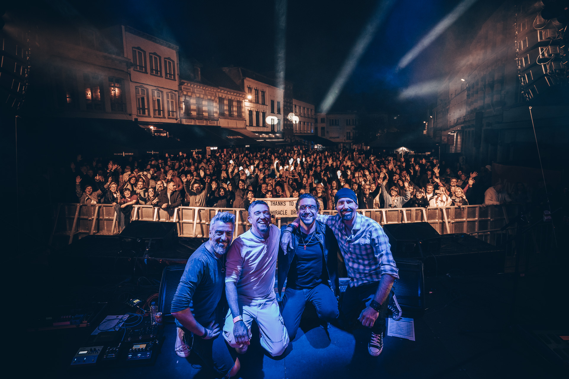 4U avec le public après le concert